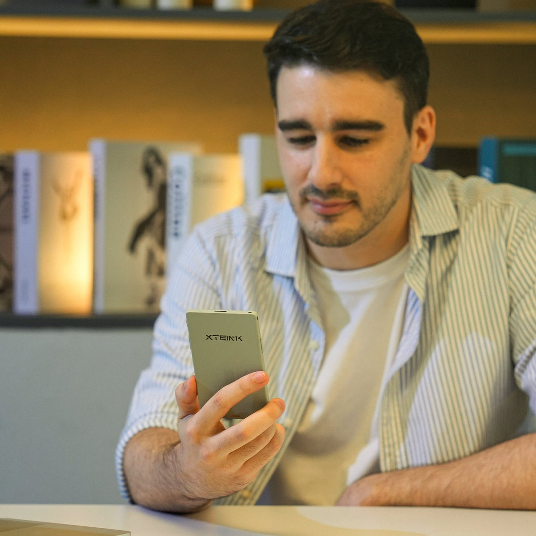 Xteink X4 Pro vs X4 vs X3: Which Pocket E-Reader Fits Your Routine?